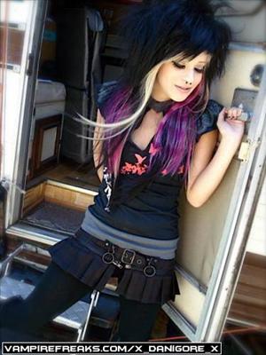 11)EMO