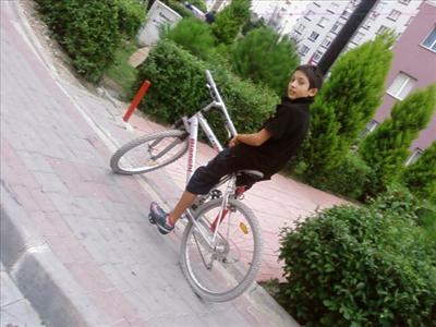 BURAKCANINKİ DAHA İYİ 