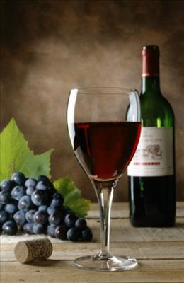 Červene vinove striciky