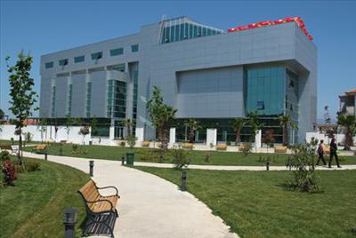 Universiteti Amerikan ne Tirane "U.A.T"