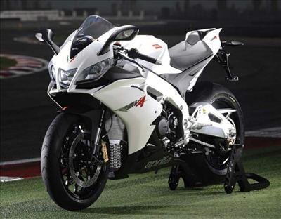 Aprilia RSV 4R