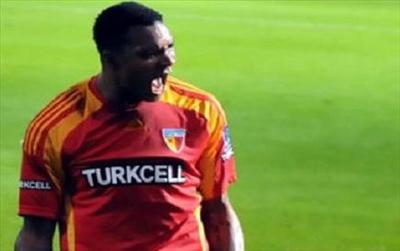 Ariza Makukula ( Kayserispor )
