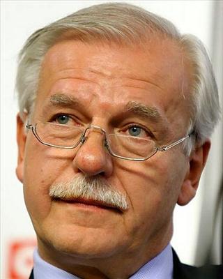 Andrzej Olechowski