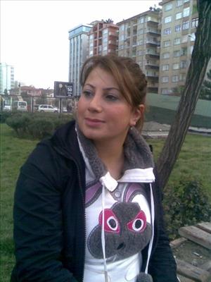 Yasemin YÜRÜR