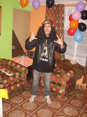 16 Nicolas, rockero!!