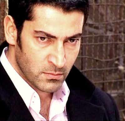 Kenan İmirzalıoğlu 