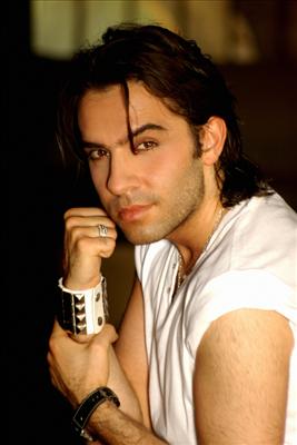 İSMAİL YK