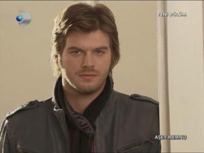 Kıvanç tatlıtuğ