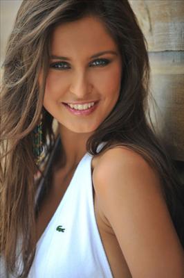 FRANCE - Malika Menard