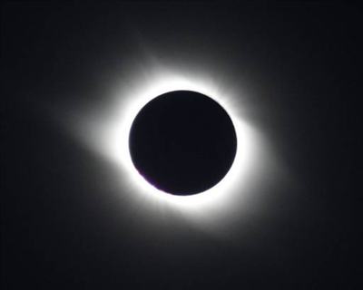 ЯВЛЕНИЯ: СЛЪНЧЕВО ЗАТЪММНЕНИЕ